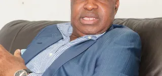 renouvellement-du-parc-automobile-comment-dr-mohamed-kouyate-dg-du-fdtr-compte-developper-le-transport